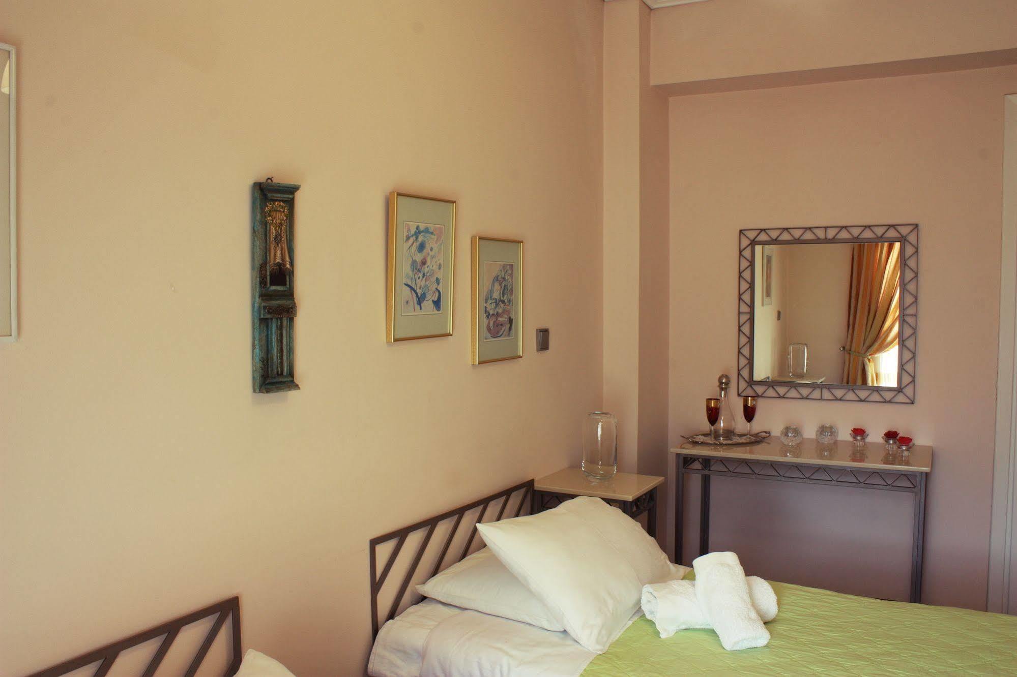 Veggie Garden Athens B&B ภายนอก รูปภาพ