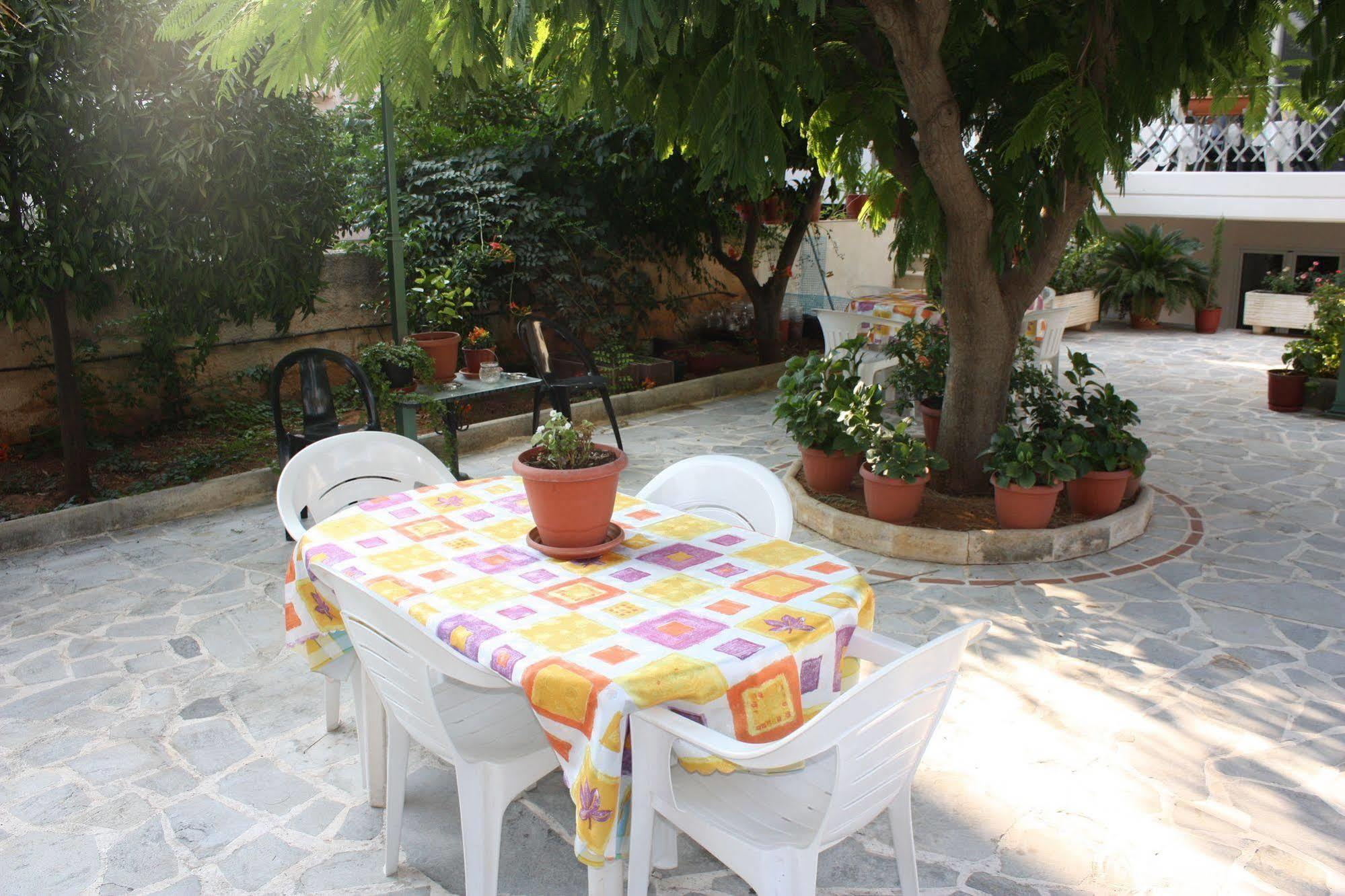 Veggie Garden Athens B&B ภายนอก รูปภาพ
